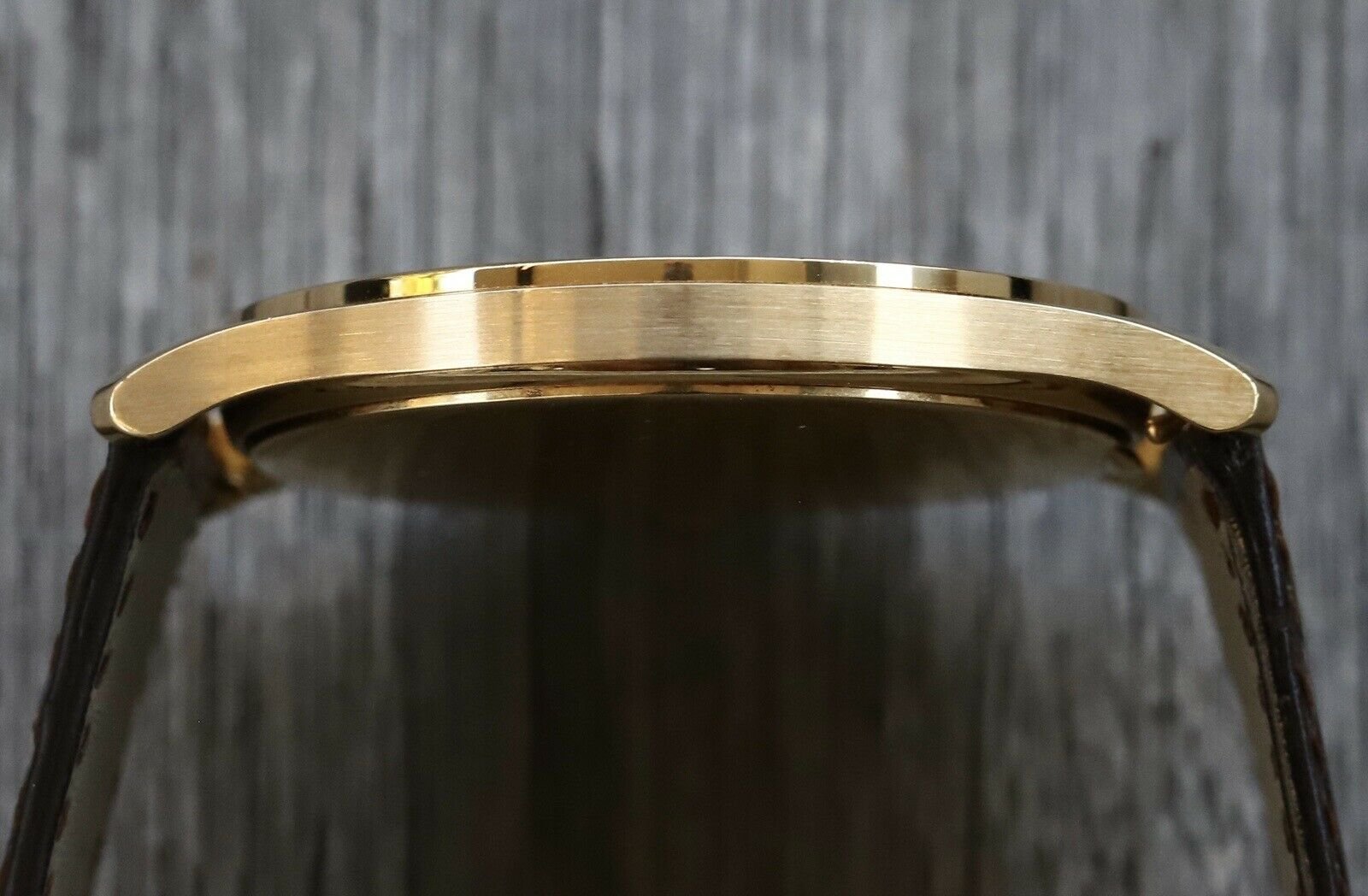 Patek Philippe Calatrava 37mm Yellow Gold 5196J - 2014