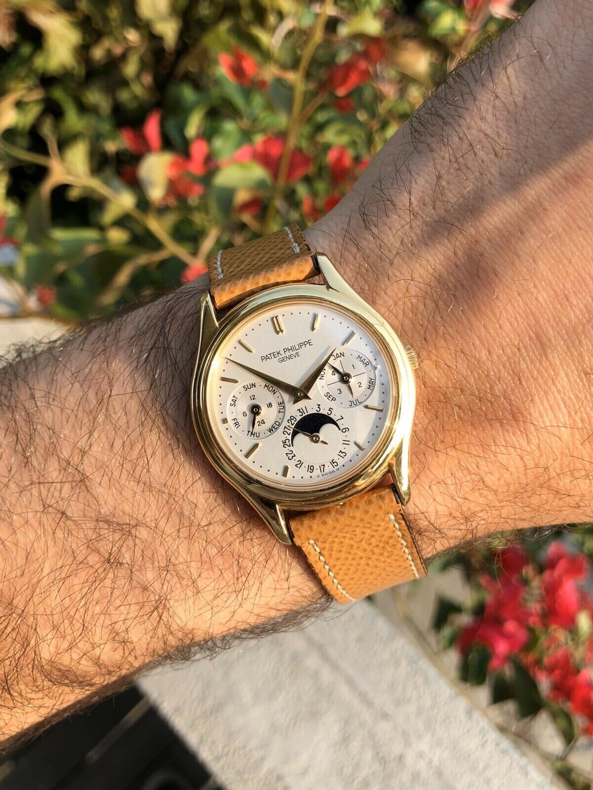 Patek Philippe Perpetual Calendar 3940J - Box and papers