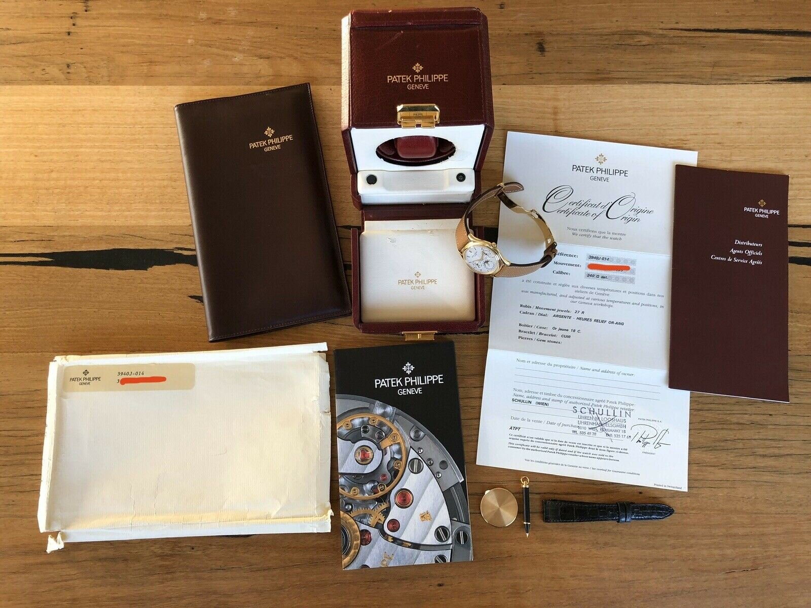 Patek watch box online