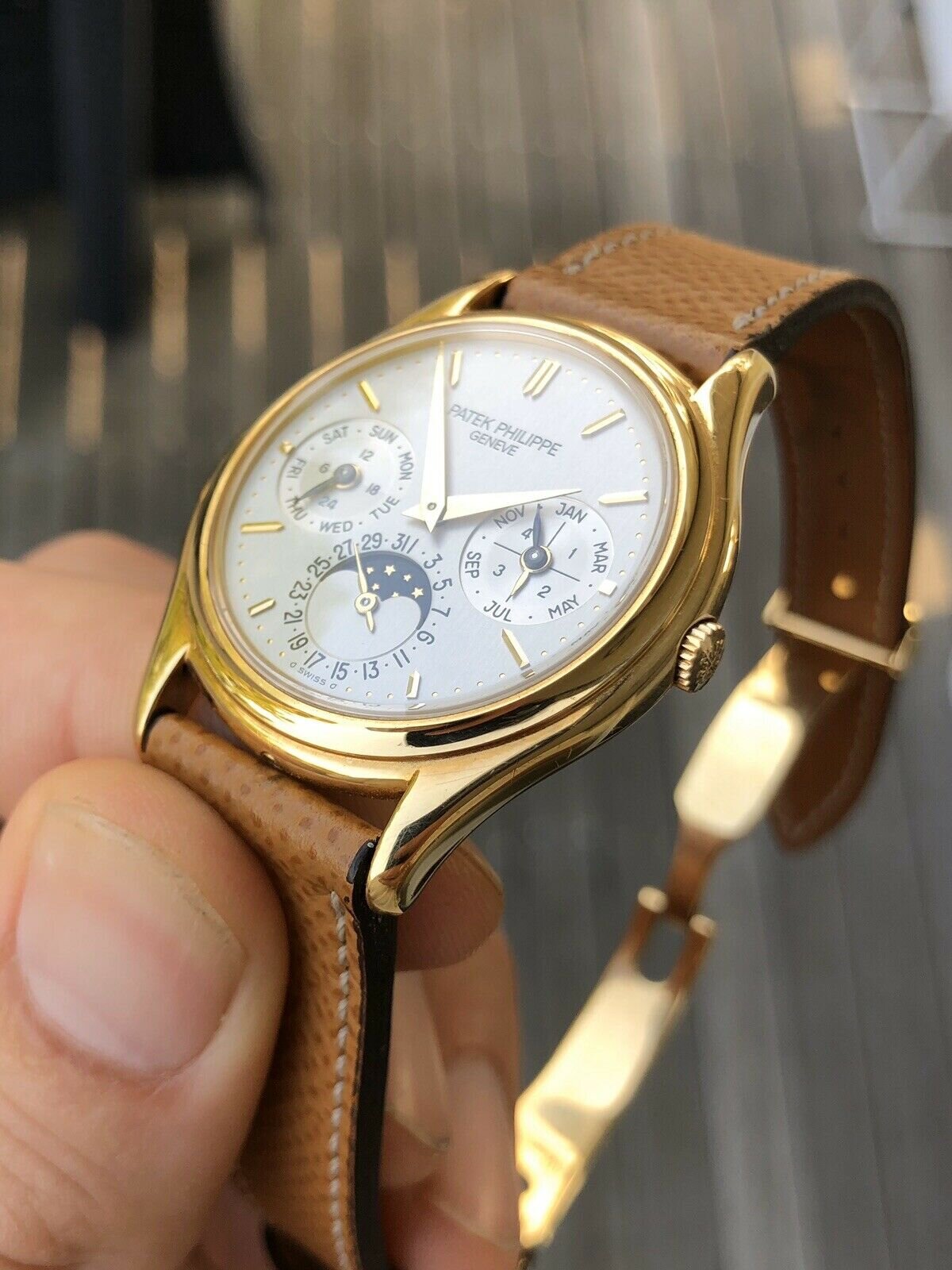 Patek Philippe Perpetual Calendar 3940J - Box and papers