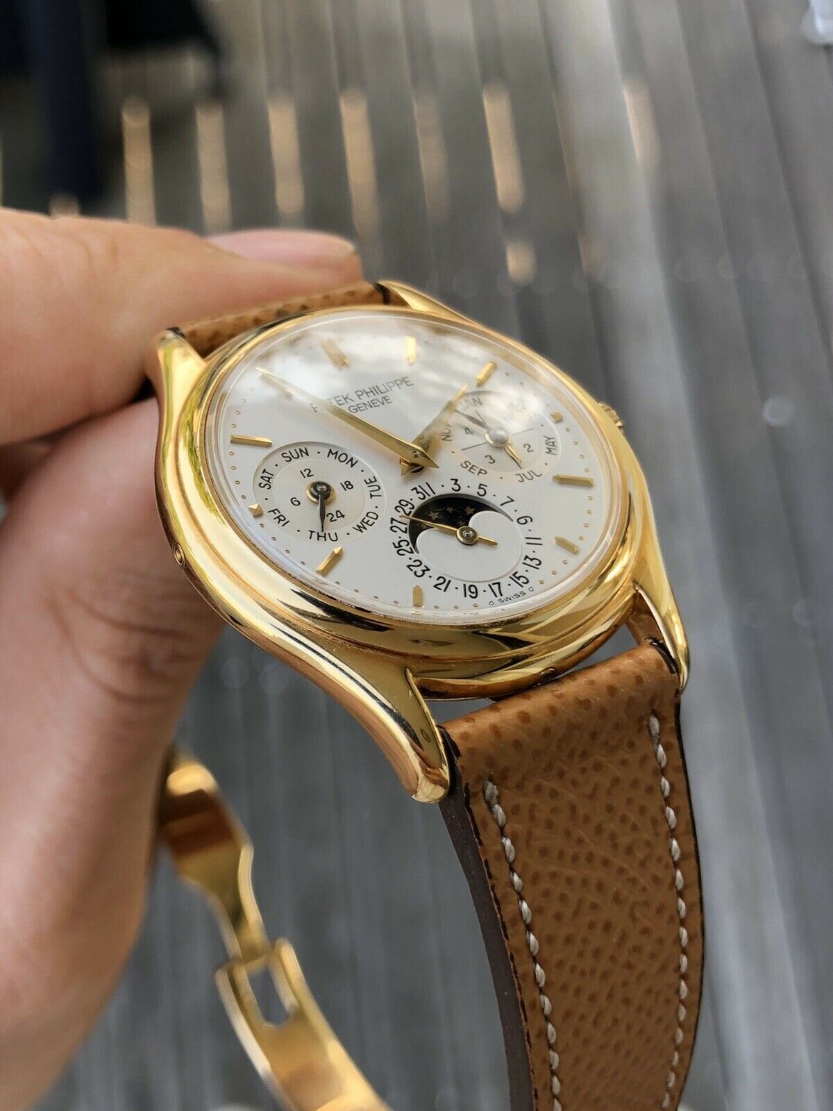 Patek Philippe Perpetual Calendar 3940J - Box and papers
