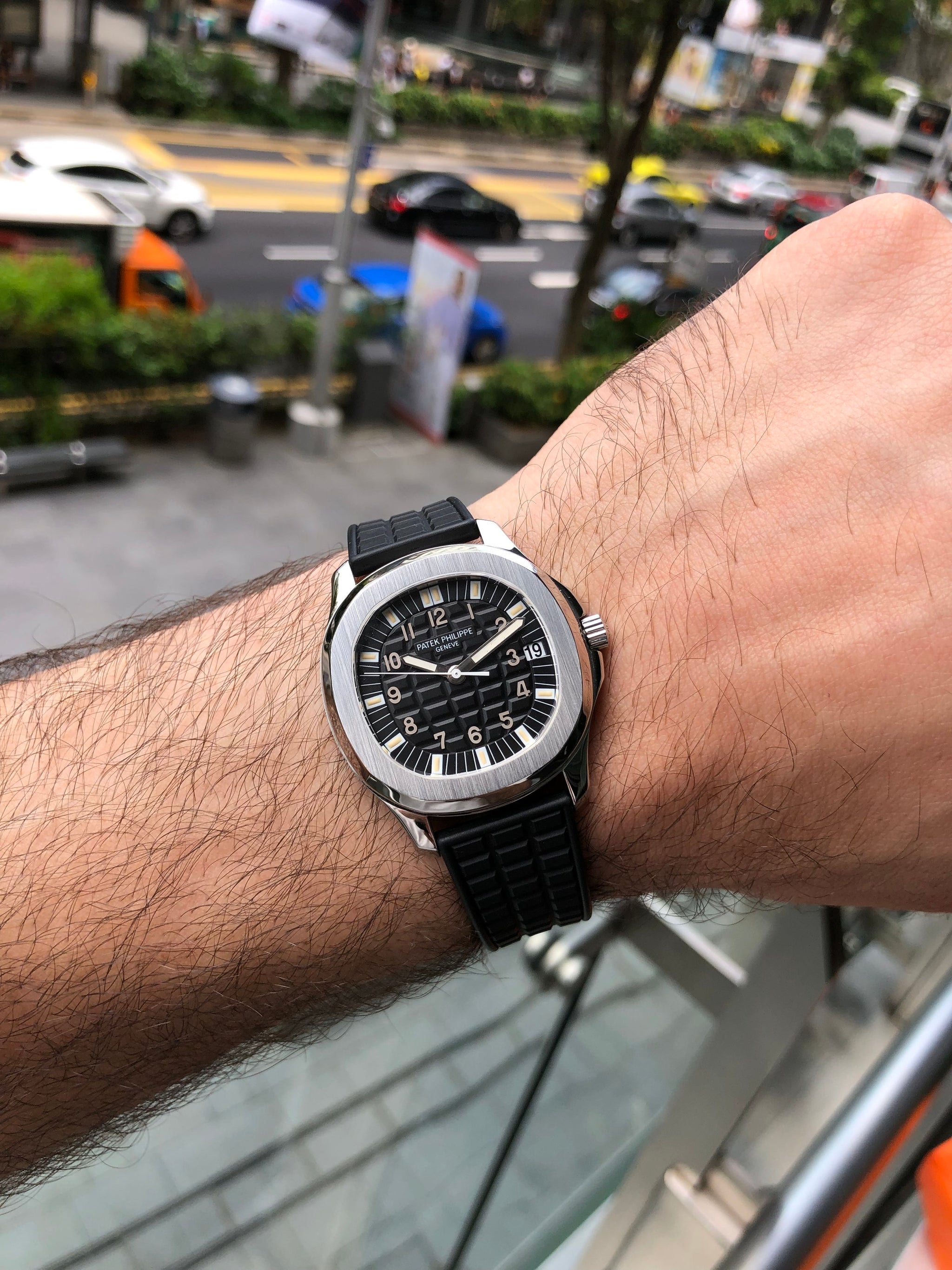 Patek philippe aquanaut 42mm clearance