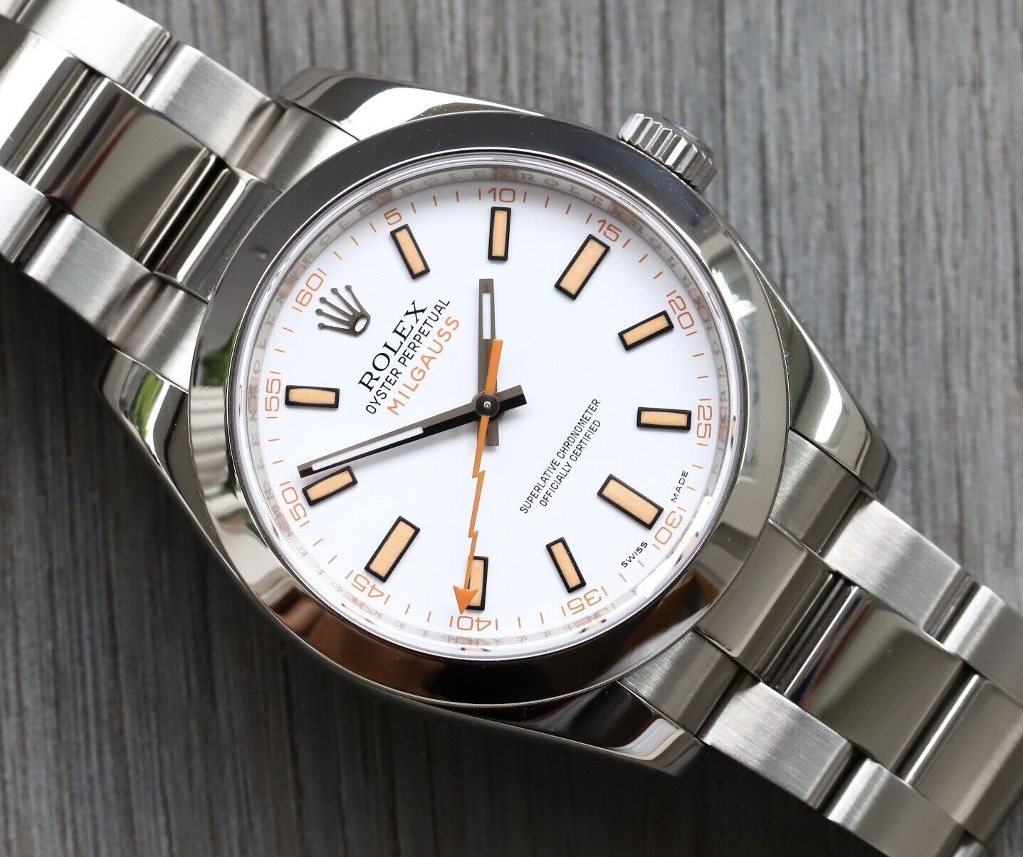 RolexOysterPerpetualMilgauss116400-2009WatchVault02.jpg
