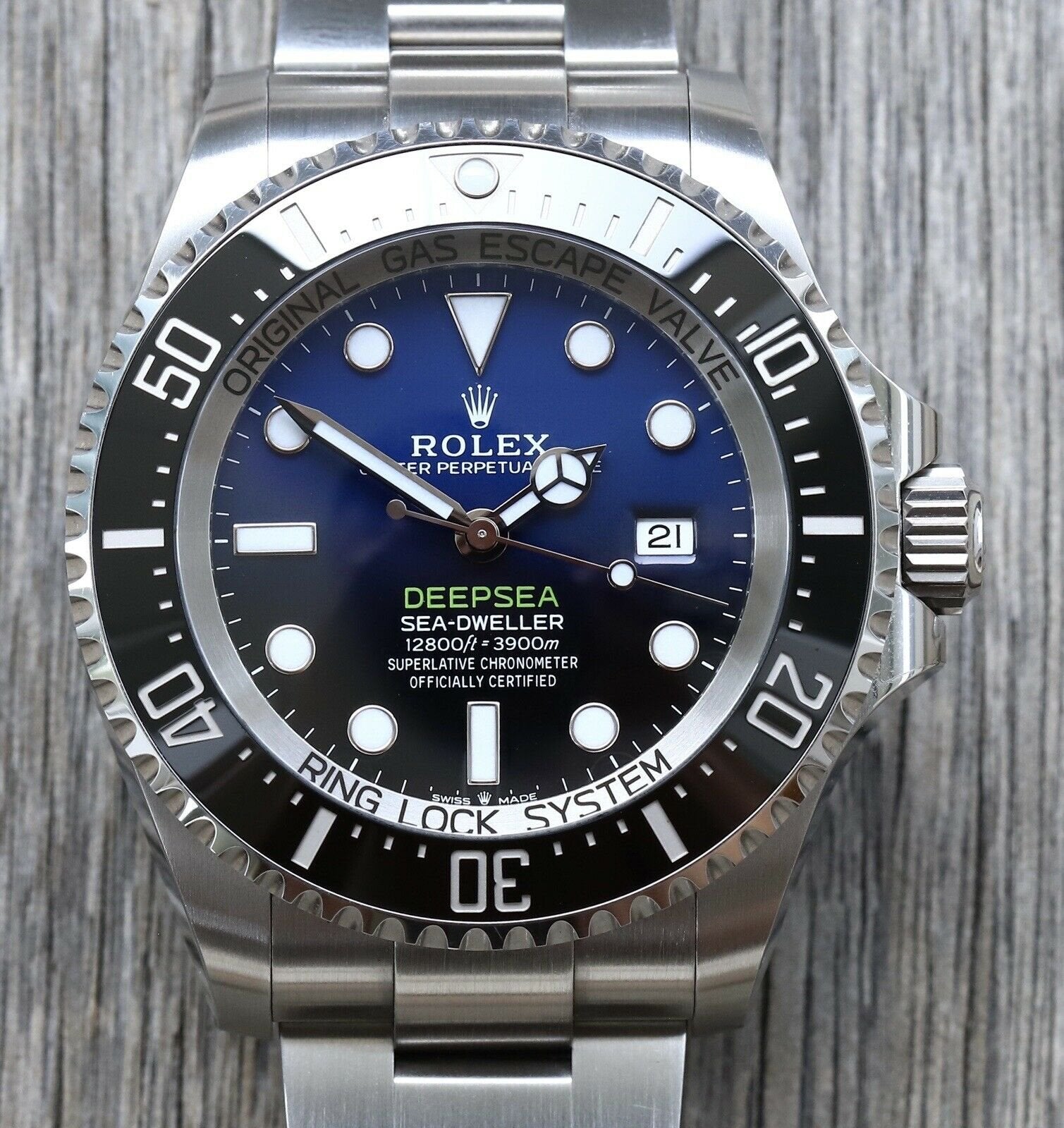 Rolex Deepsea Sea-Dweller 'James Cameron' Deep Blue 126660 - 2020