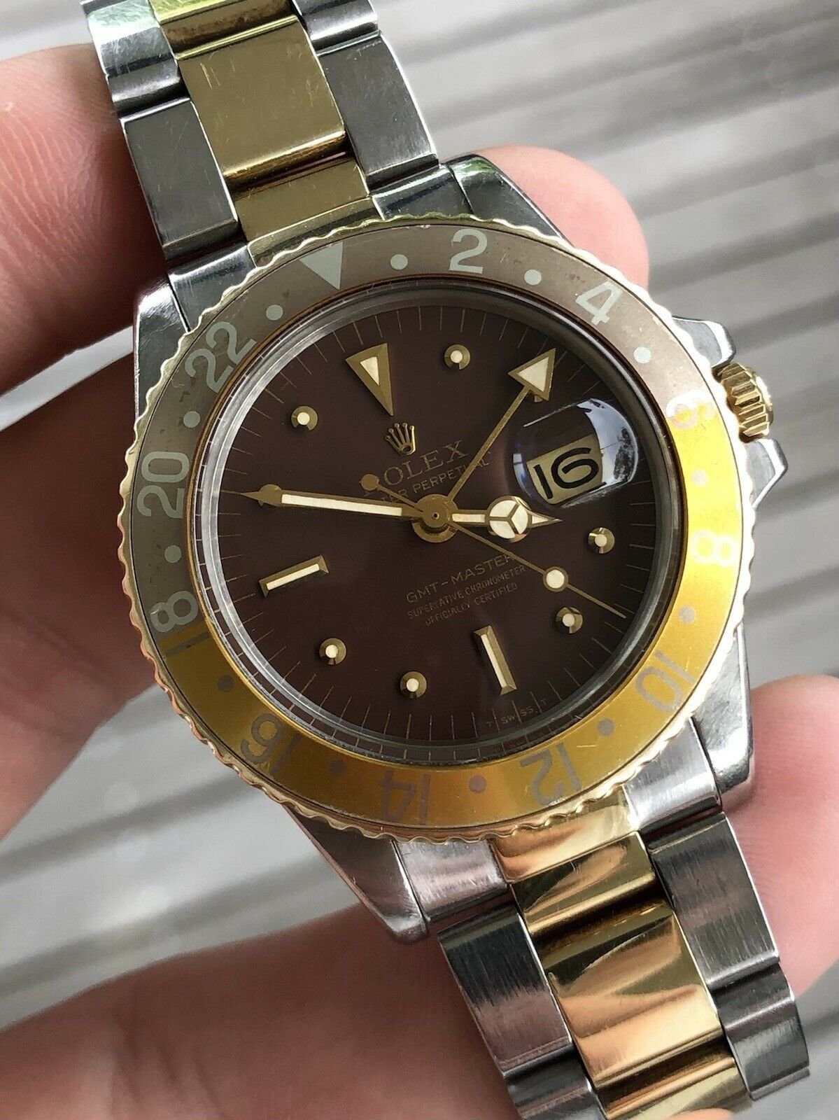 Rolex GMT Master 1675 3 16753 Rootbeer Gilt Nipple Dial 1976