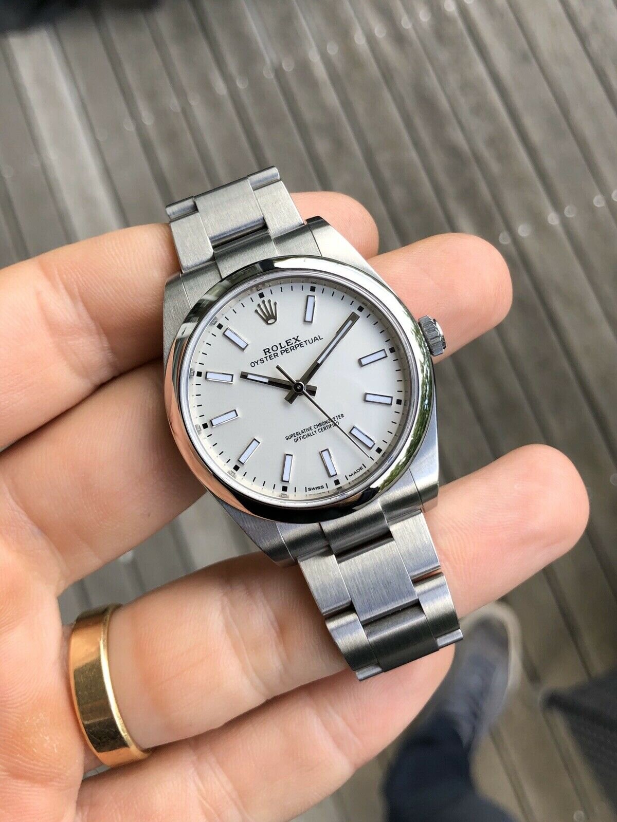 Rolex_Oyster_Perpetual_39_27OP39_27_114300_-_2019_282_29_Watch_Vault.jpg