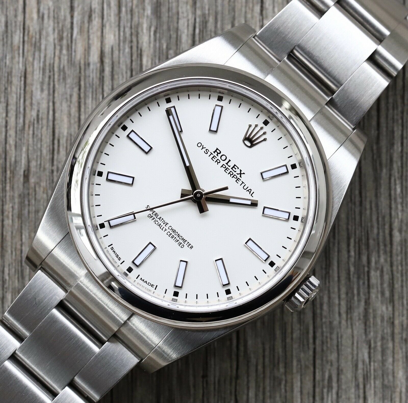 Rolex Oyster Perpetual 39 OP39 White Dial 114300 – 2019