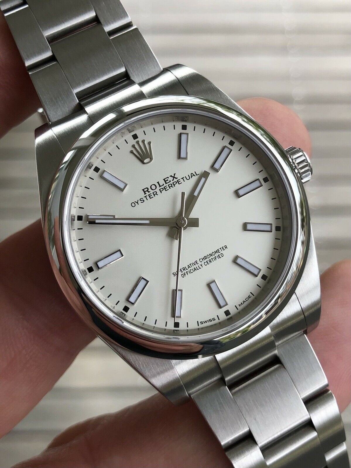 Rolex Oyster Perpetual 39 OP39 White Dial 114300 – 2019