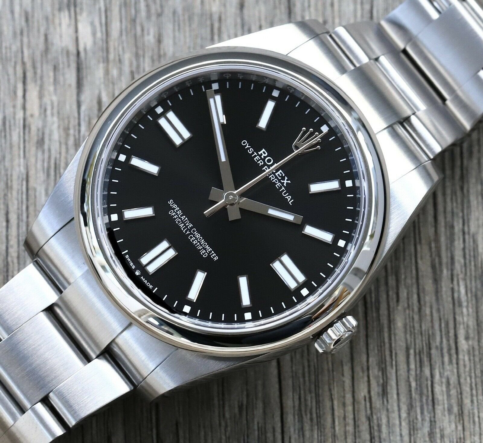 Rolex Oyster Perpetual 41 OP41 Black Dial 124300 – 2022