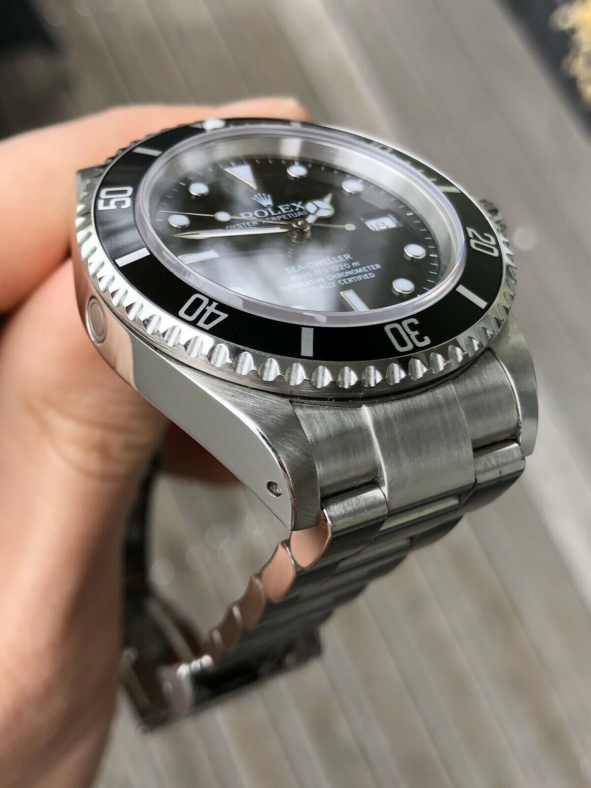 Rolex Sea Dweller 16600 2000 w box and papers Watch Vault
