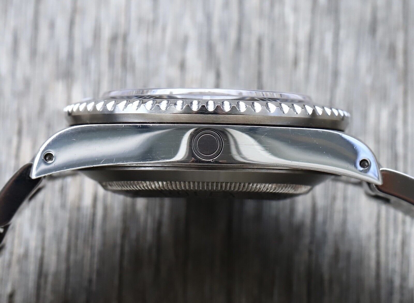 Rolex Sea-Dweller 16600 - 2002