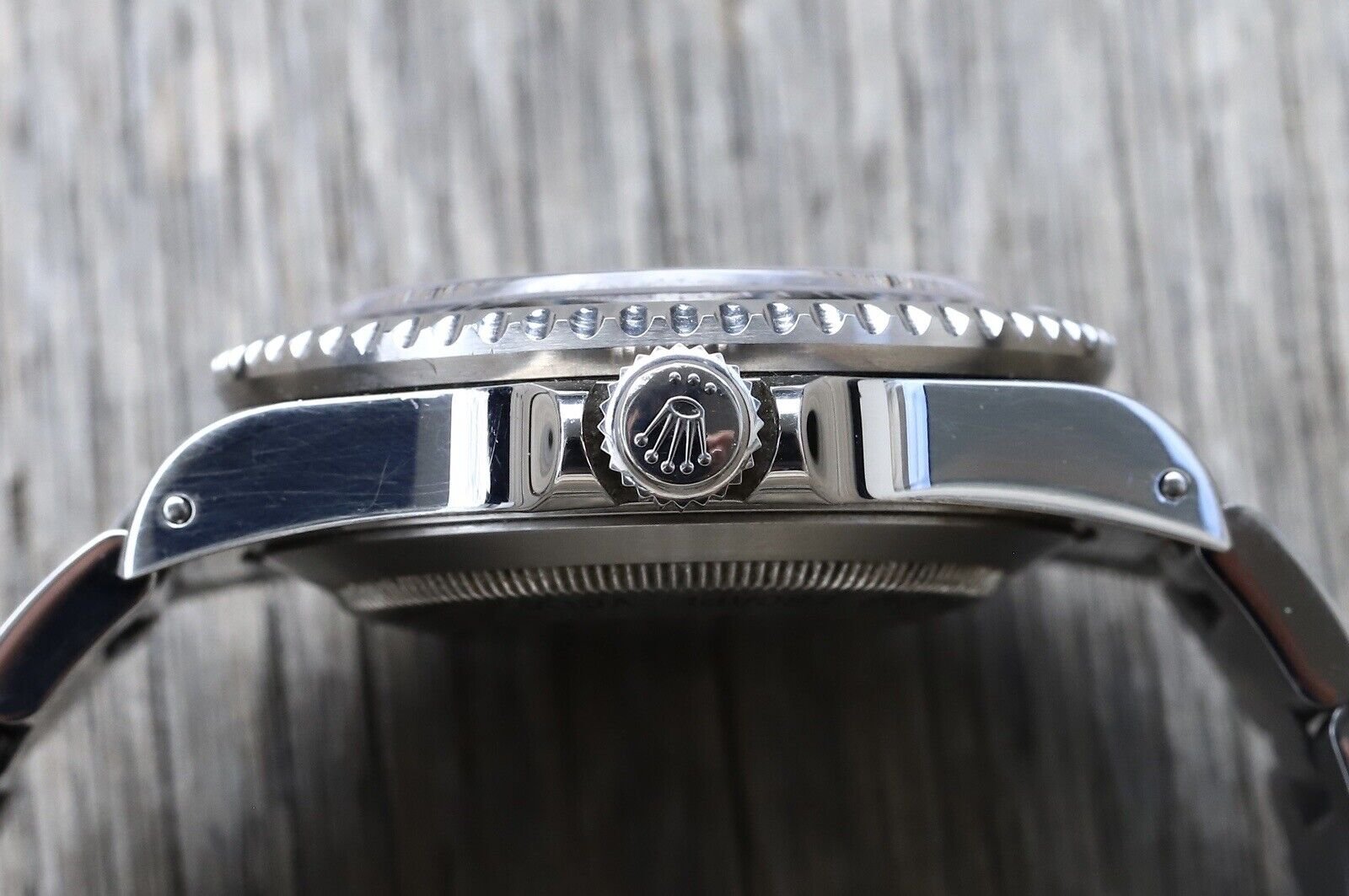 Rolex Sea-Dweller 16600 - 2002
