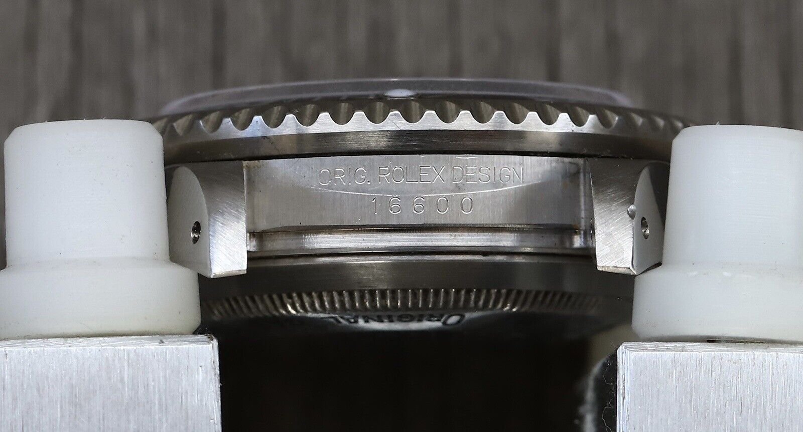 Rolex Sea-Dweller 16600 - 2002