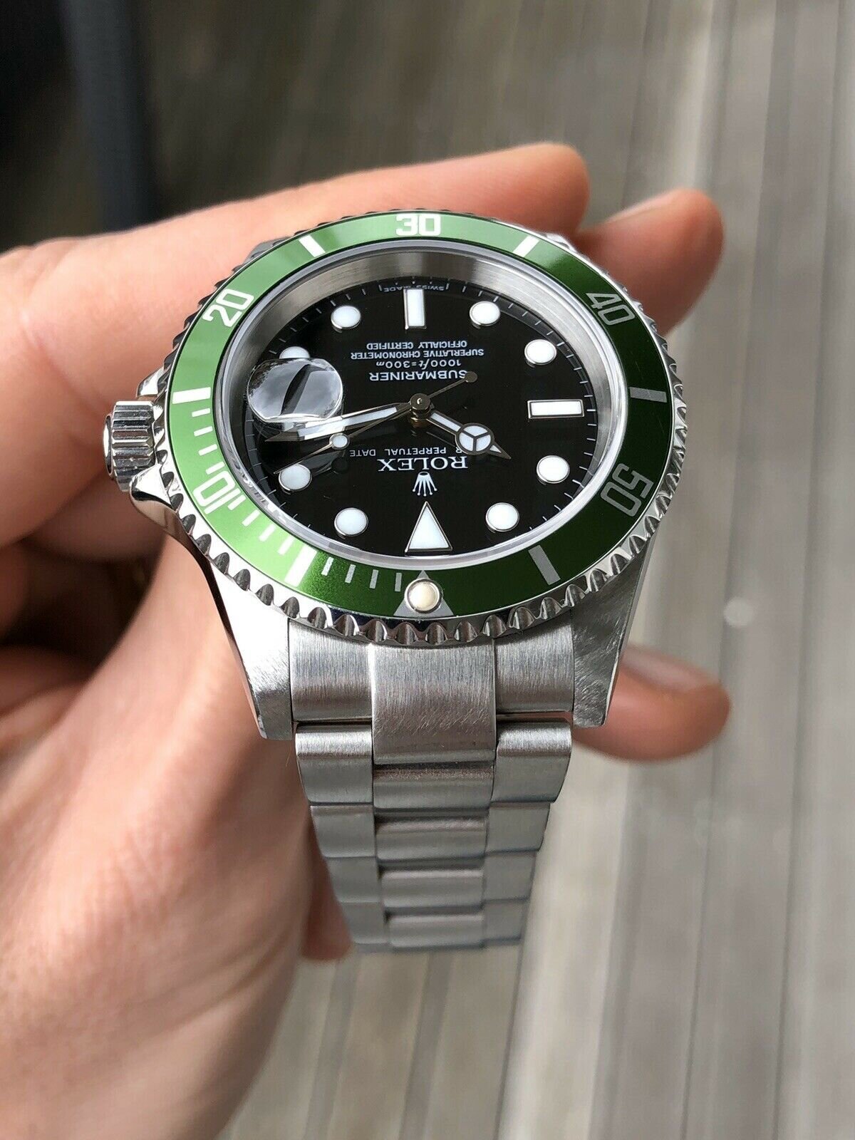Rolex Submariner 16610LV Kermit 2006 D Serial Watch Vault