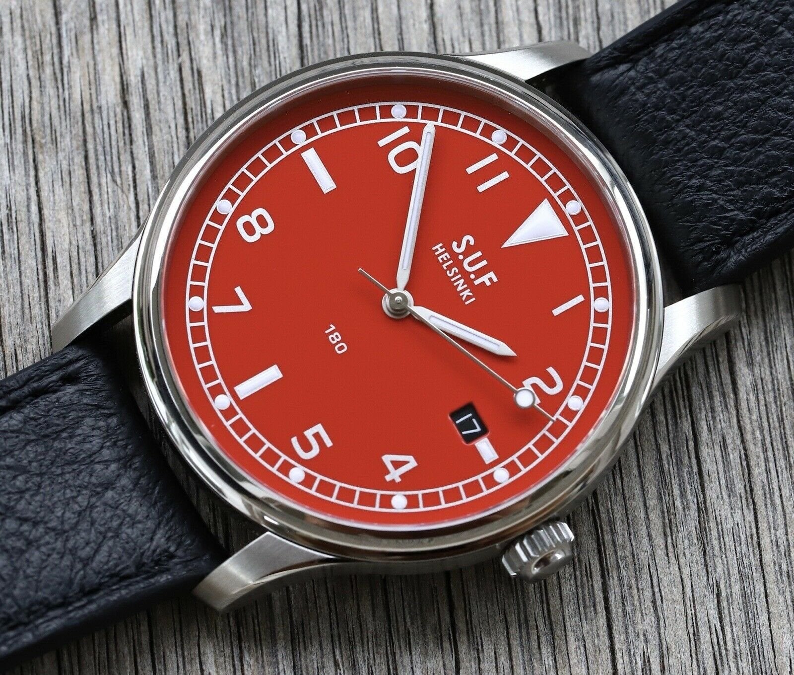 S.U.F Helsinki SUF180 Karpalo Red Dial - 2021