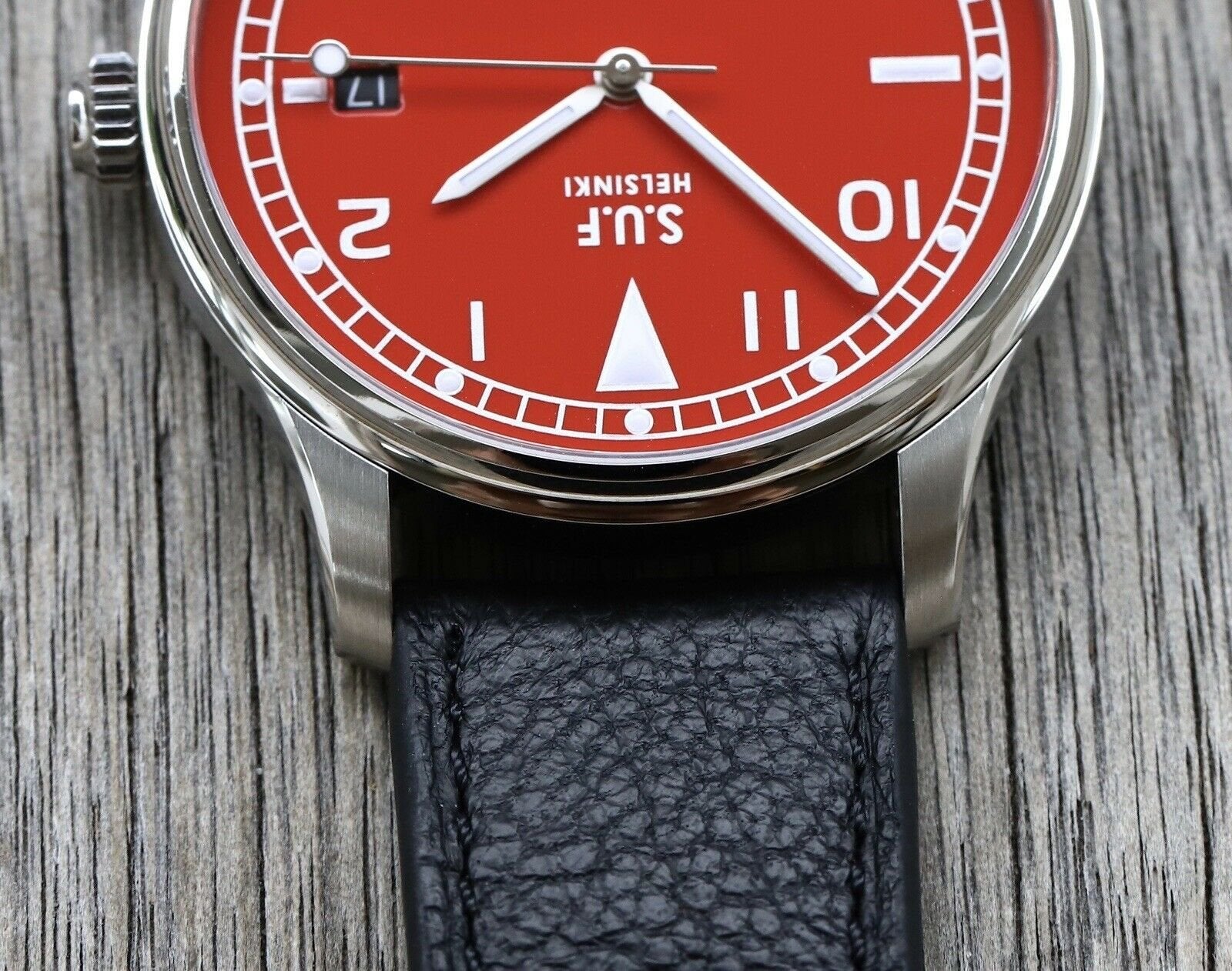 S.U.F Helsinki SUF180 Karpalo Red Dial - 2021
