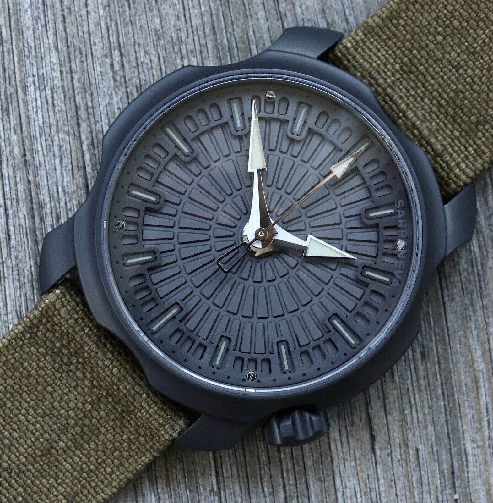 Sarpaneva_Super1_42mm_-_2021_Watch_Vault_02.jpg