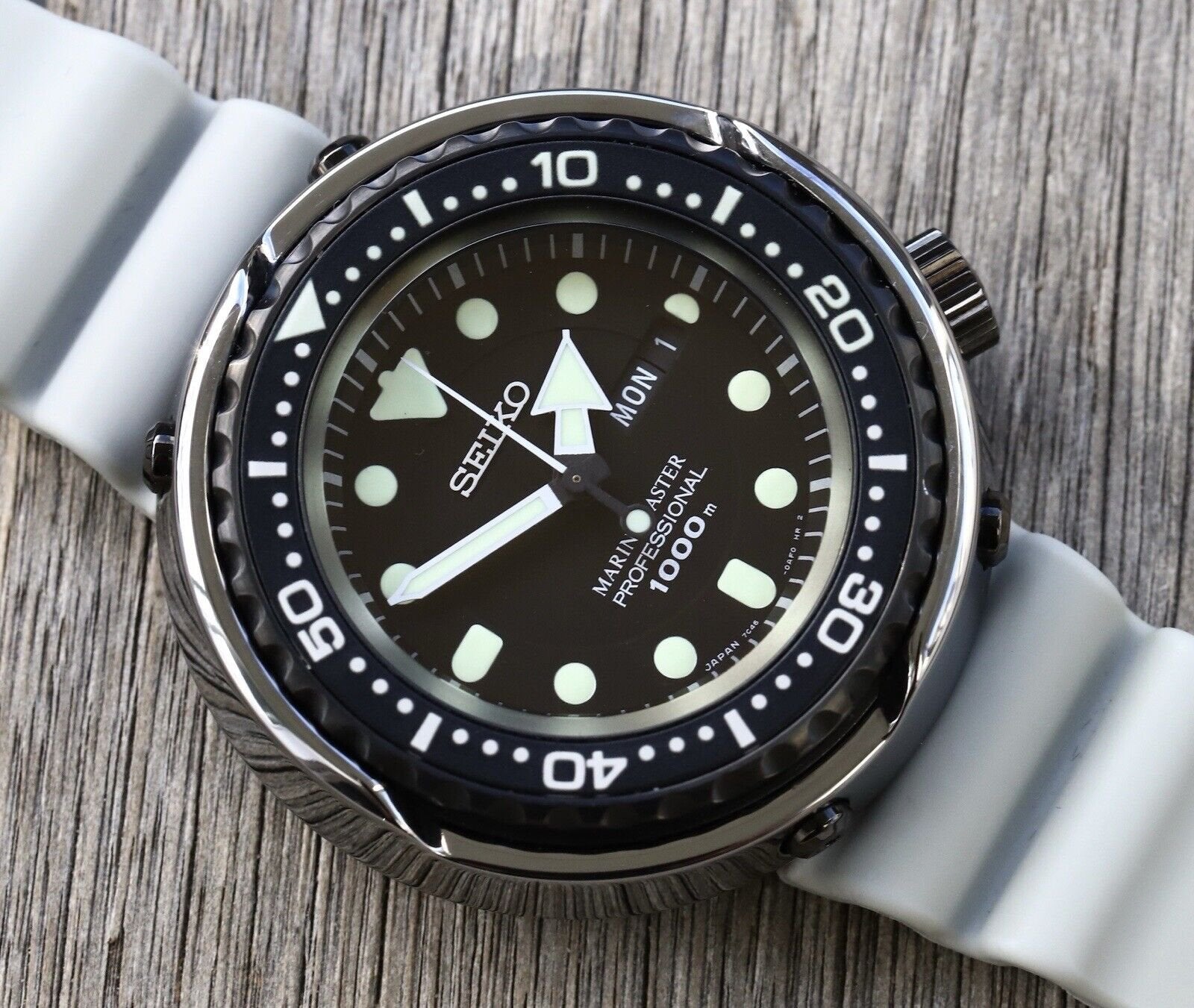Seiko marinemaster quartz store