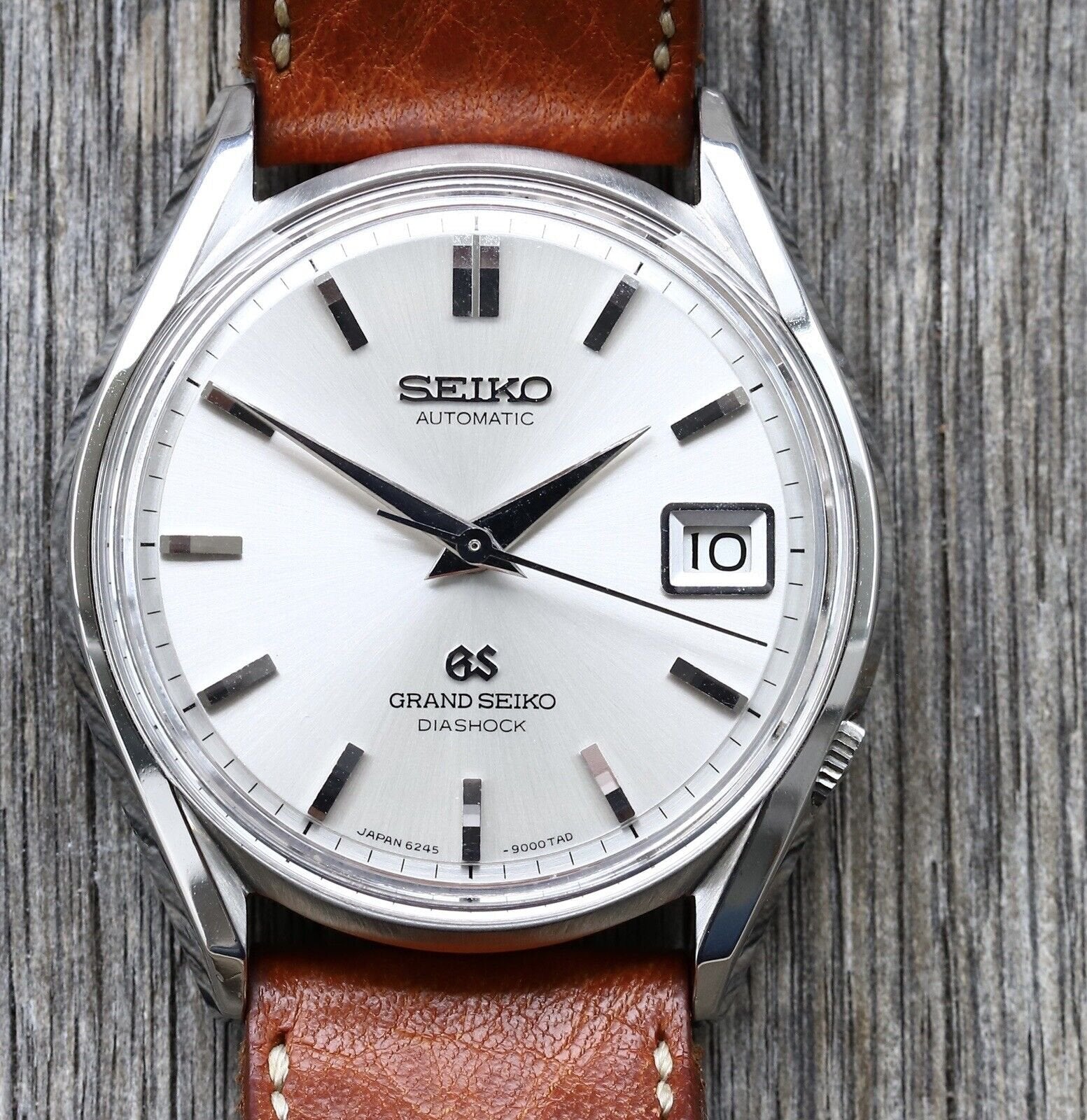 Seiko_Grand_Seiko_6245-9001_62GS_27GS_Medallion_27_-_1967_Watch_Vault_01.jpg