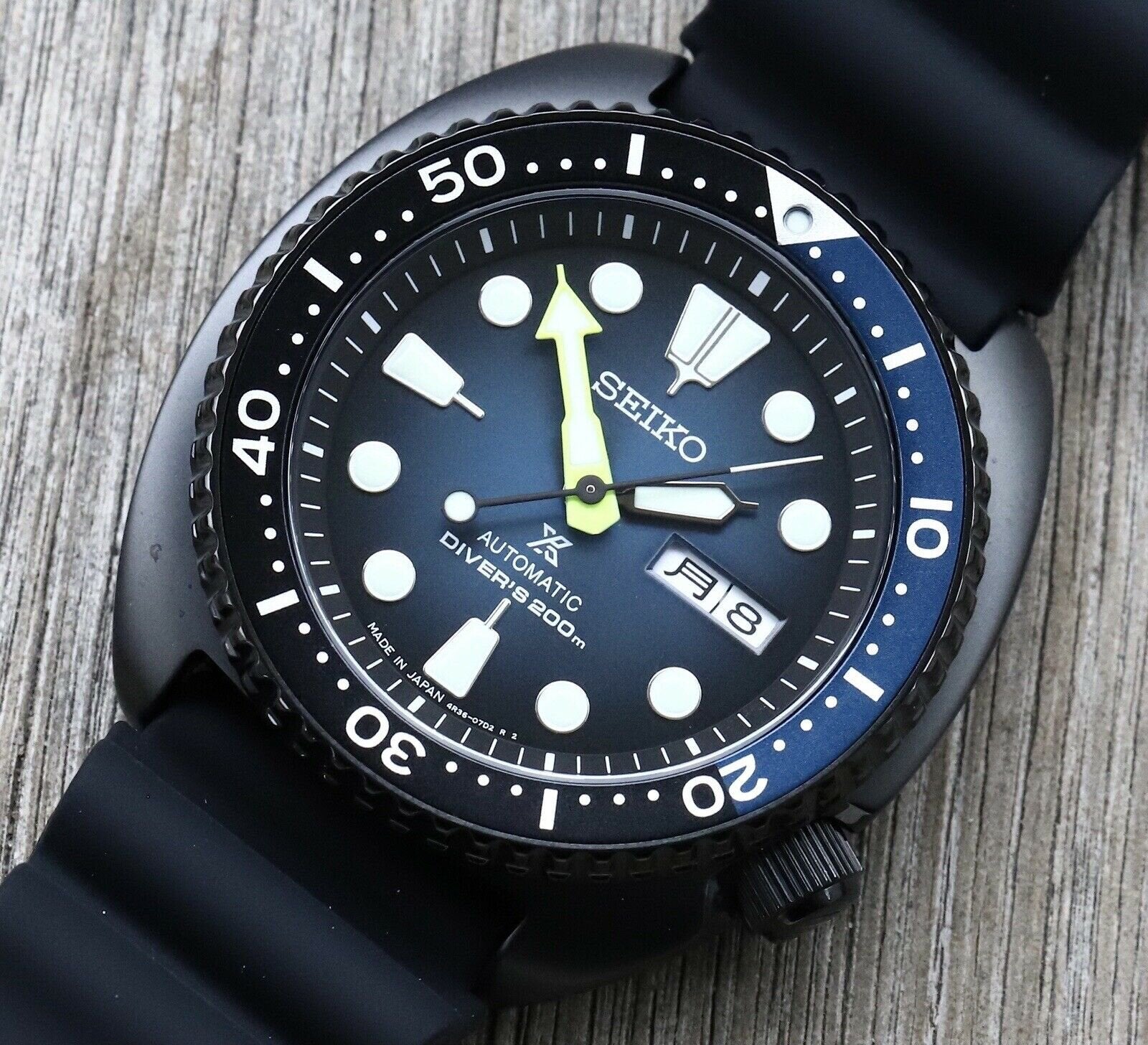 Seiko turtle blue discount black
