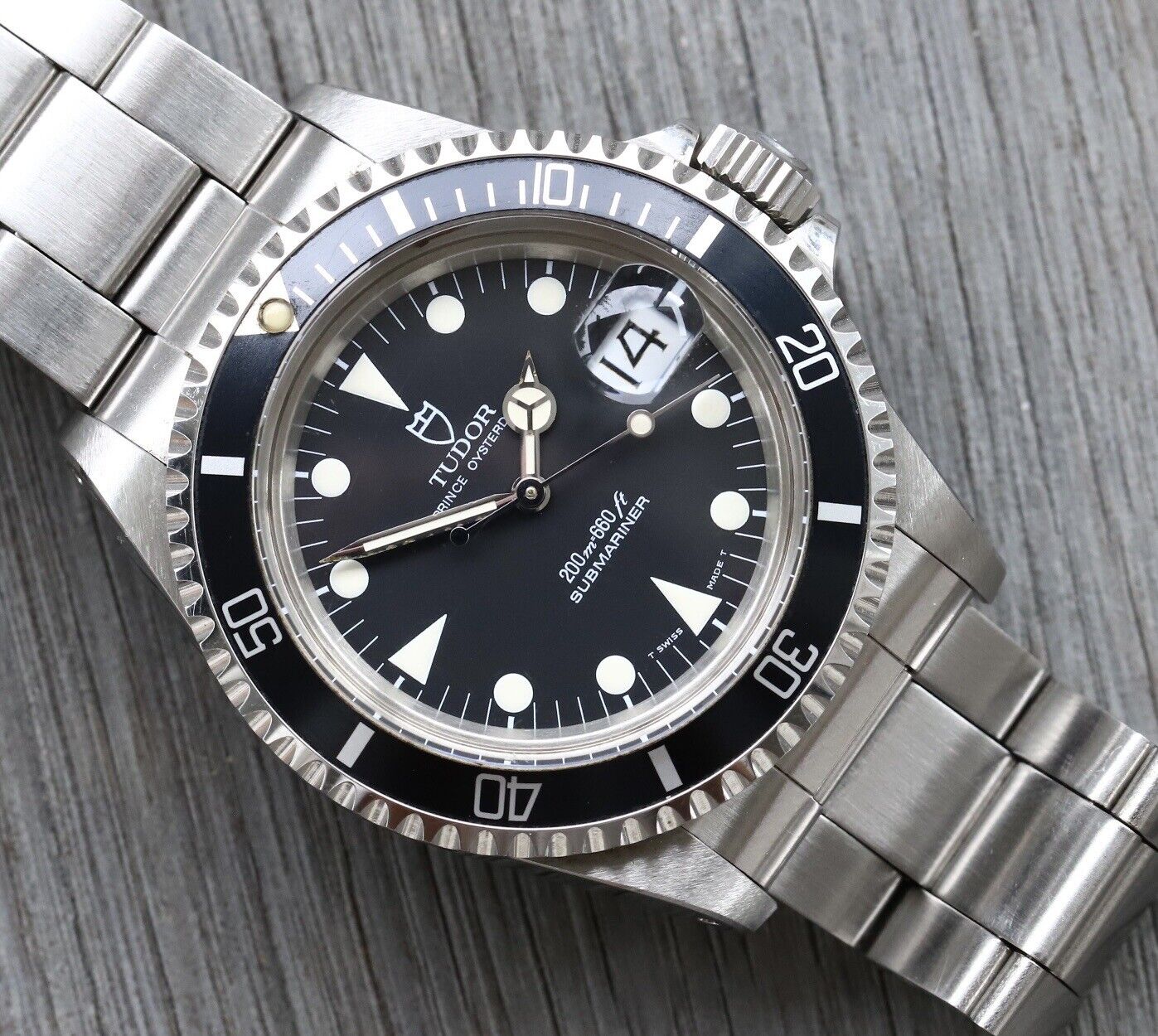 TudorSubmariner79090-1993WatchVault02.jpg