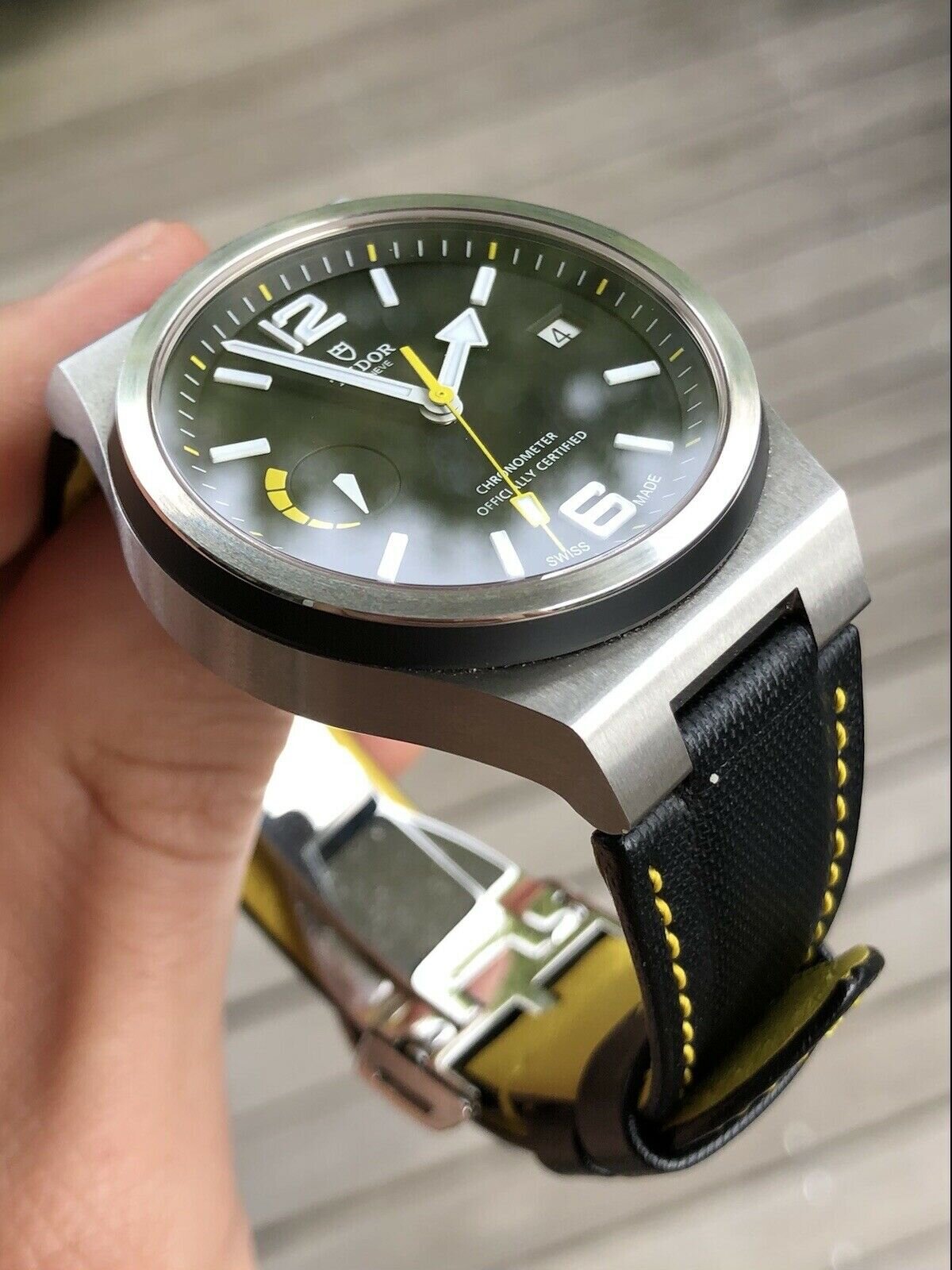 Tudor north flag 2019 store