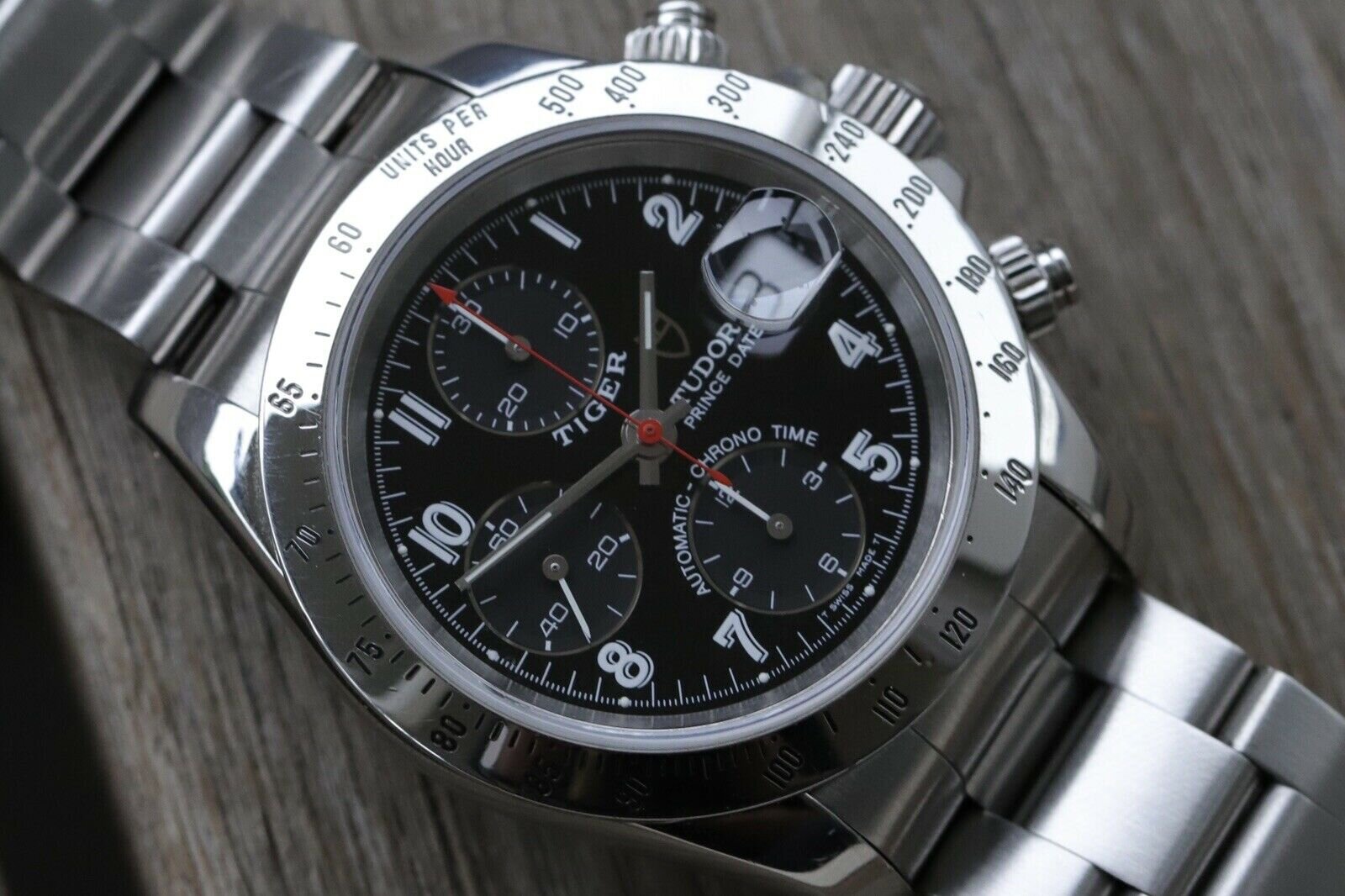 Tudor_Prince_Chronograph_79280P_Tiger_-_1999_Watch_Vault_02.jpg