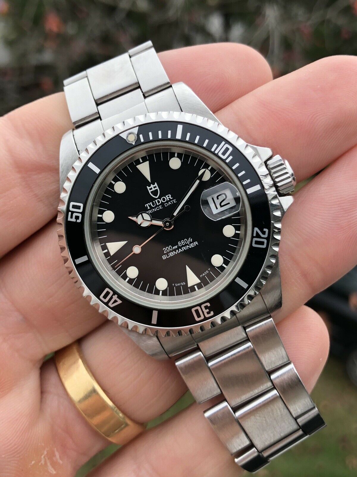 Tudor_Submariner_79190_-_1997_Box_and_Papers_Watch_Vault_282_29.jpg