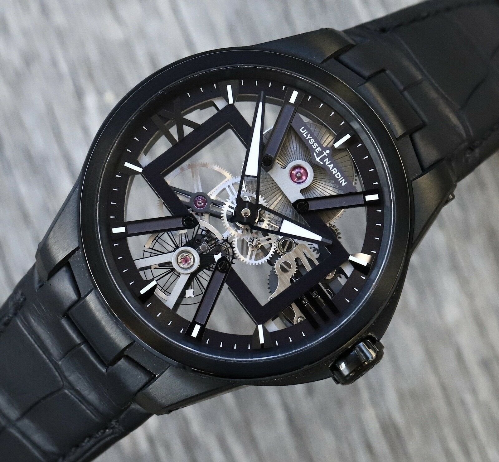 Ulysse_Nardin_Blast_Skeleton_X_42mm_3713-260BLACK_-_2020_Watch_Vault_02.jpg