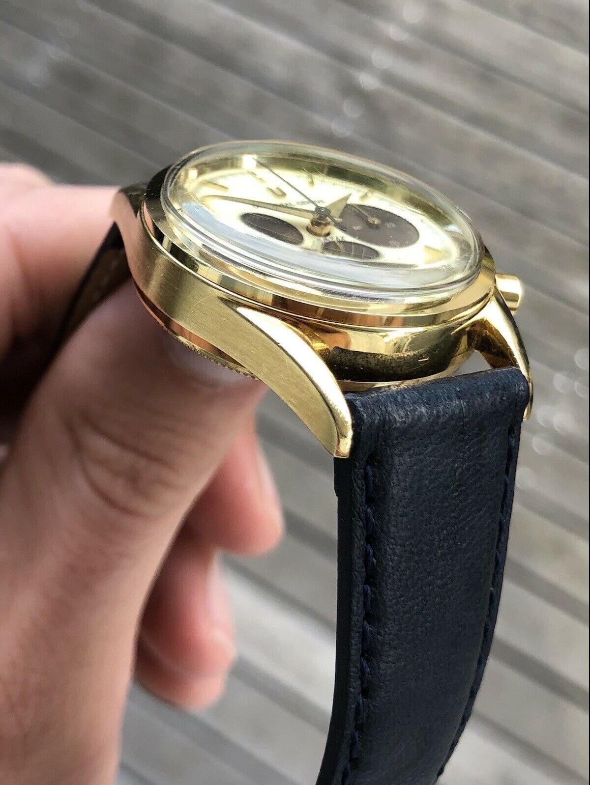 Universal Geneve Compax 18K YG 184.450 – Watch Vault Australia