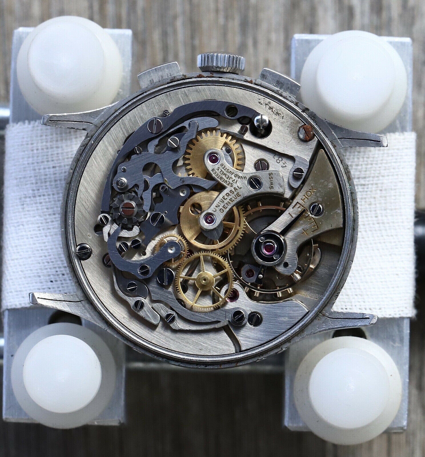 Universal Geneve Tri-Compax Chronograph 22279 - 1945