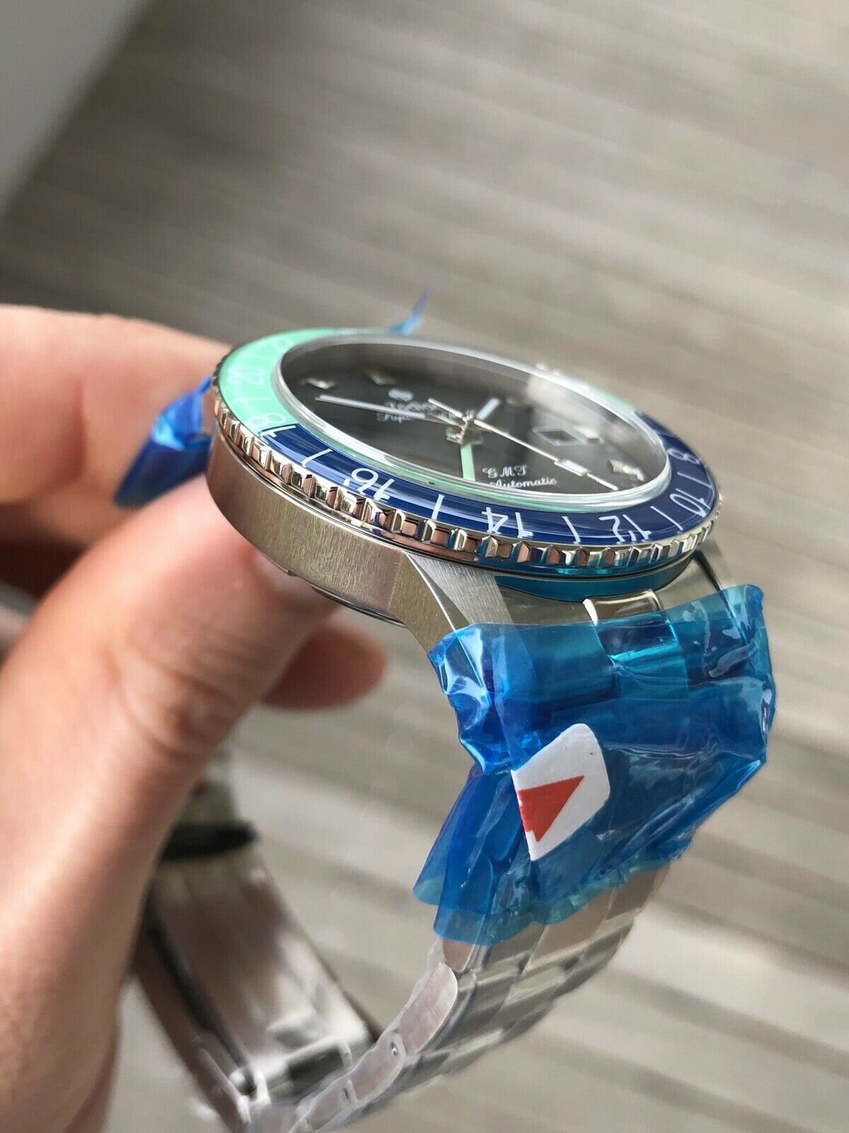 Zodiac gmt watch discount